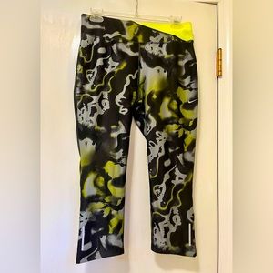 Nike Dri-fit Running Crop Legging Capri Blk Neon Bright Yellow Graffiti size med